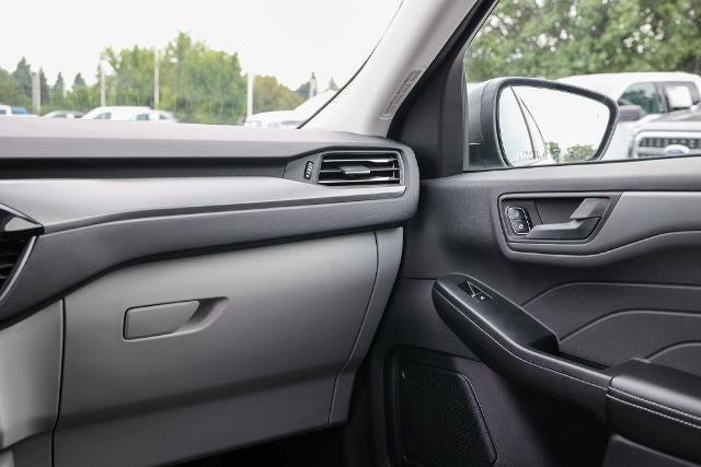 2023 Ford Escape - $24,403