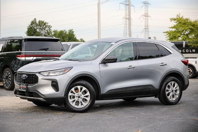2023 Ford Escape - $24,403