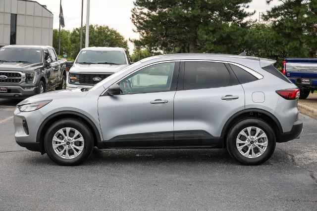 2023 Ford Escape - $24,403