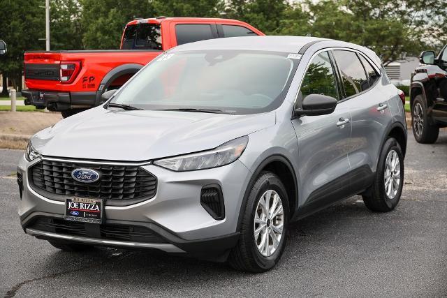 2023 Ford Escape - $24,403