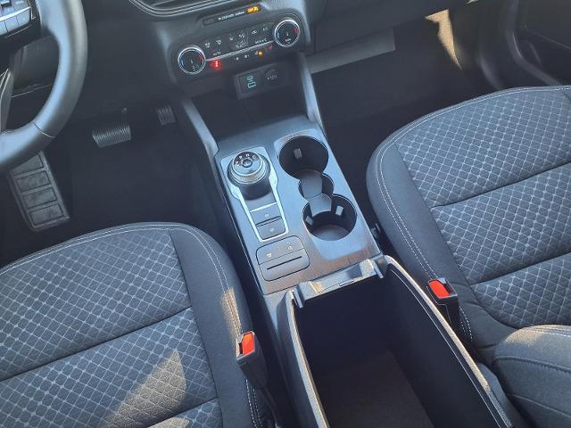 2023 Ford Escape - $21,900
