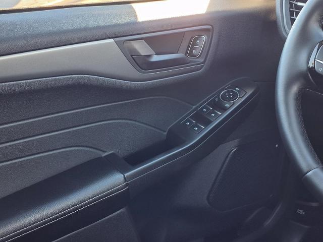 2023 Ford Escape - $21,900