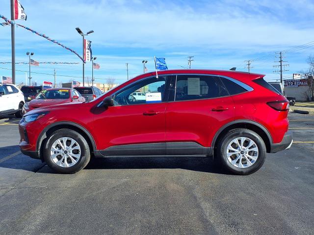 2023 Ford Escape - $21,900