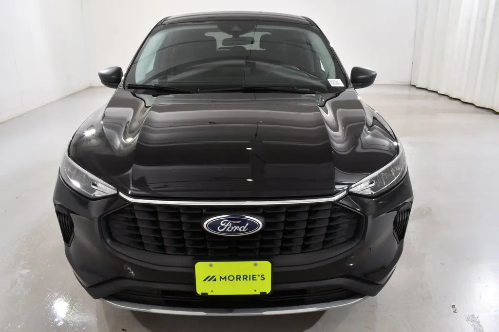 2023 Ford Escape - $21,955
