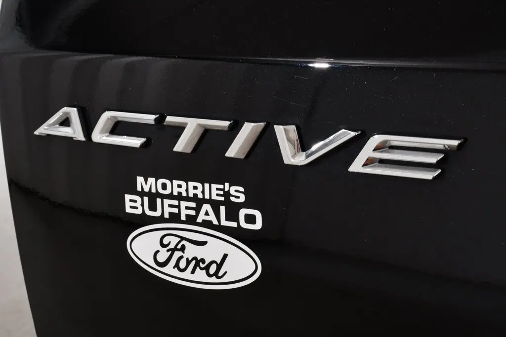2023 Ford Escape - $21,955