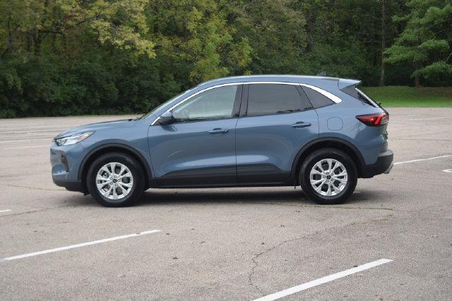 2023 Ford Escape - $23,200