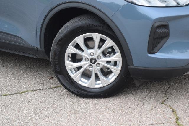 2023 Ford Escape - $23,200