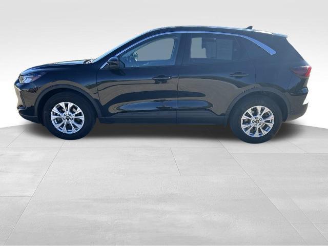2023 Ford Escape - $24,739