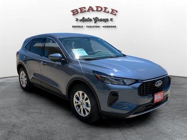 2023 Ford Escape - $25,900