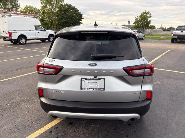 2023 Ford Escape - $21,000