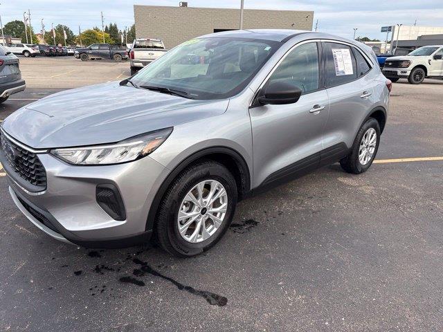 2023 Ford Escape - $21,000