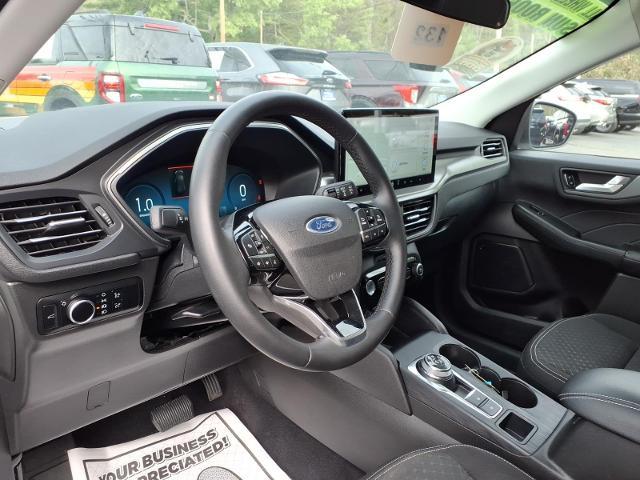 2023 Ford Escape - $27,995