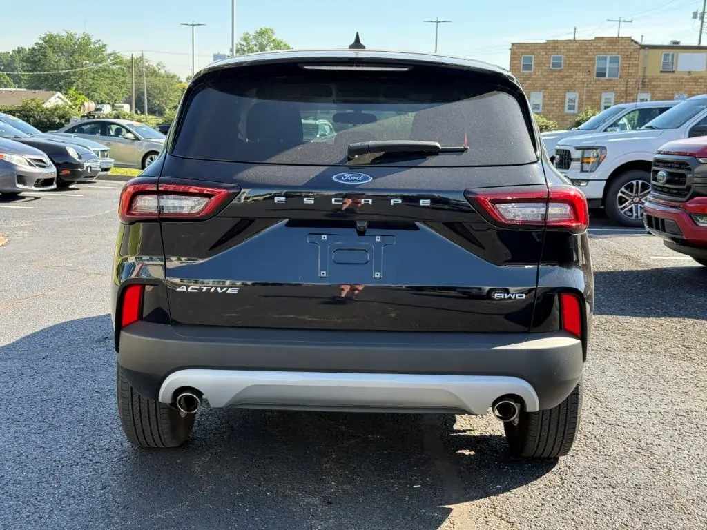 2023 Ford Escape - $23,998