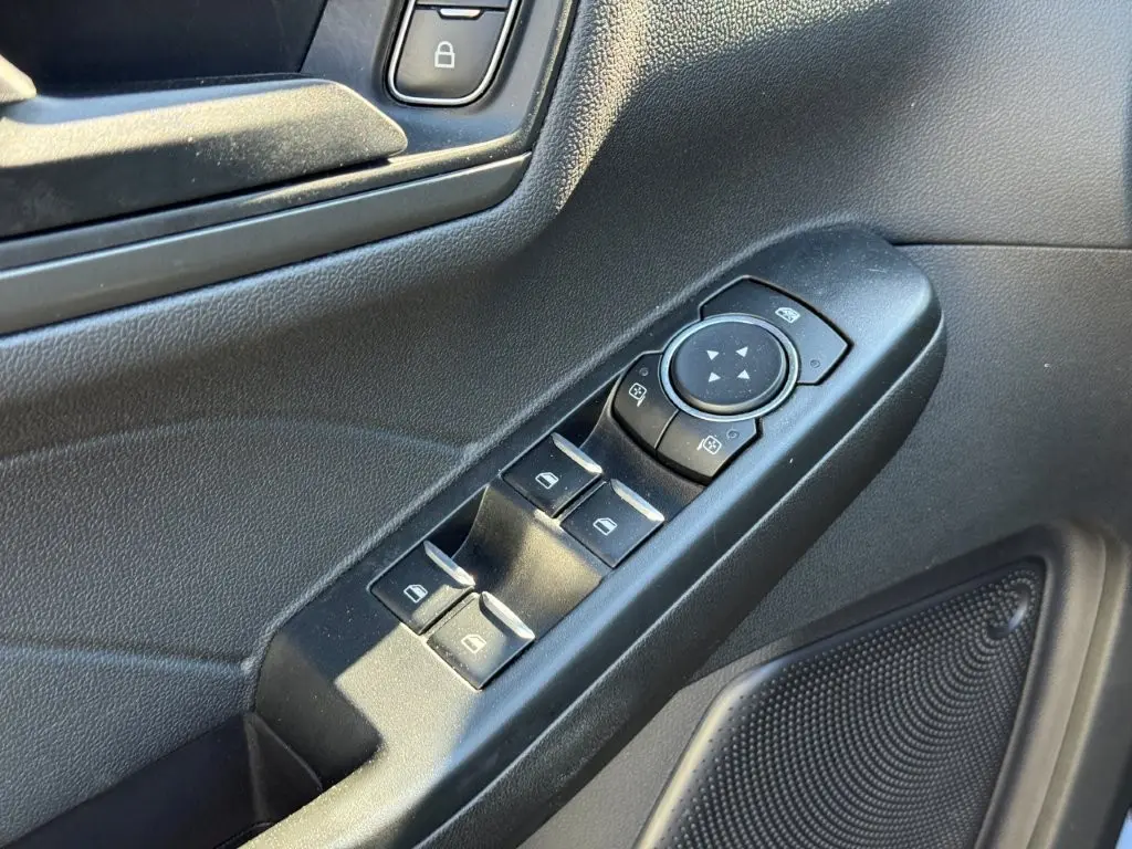 2023 Ford Escape - $23,998