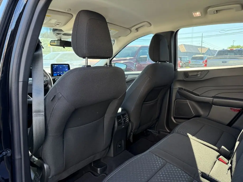 2023 Ford Escape - $23,998