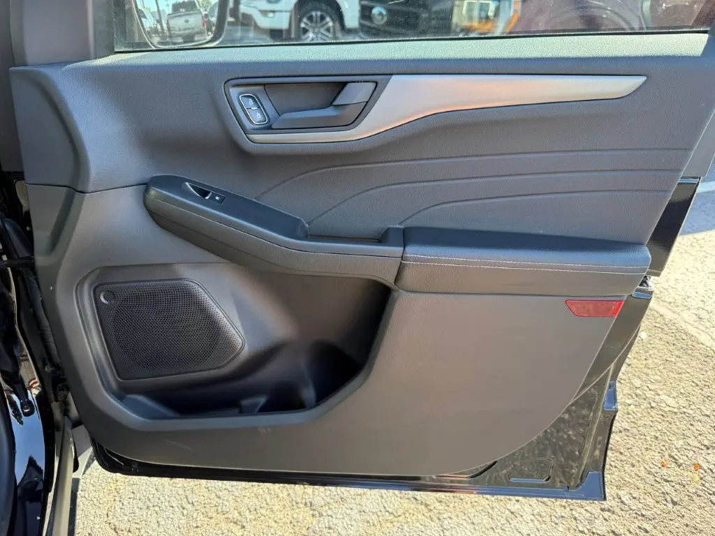 2023 Ford Escape - $23,998