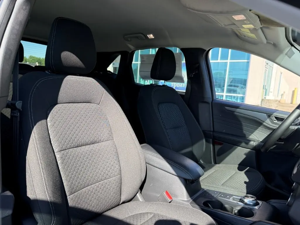 2023 Ford Escape - $23,998