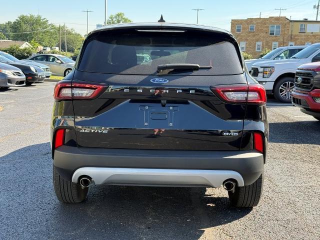 2023 Ford Escape - $23,000