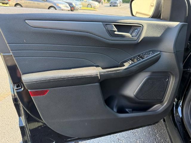 2023 Ford Escape - $23,000