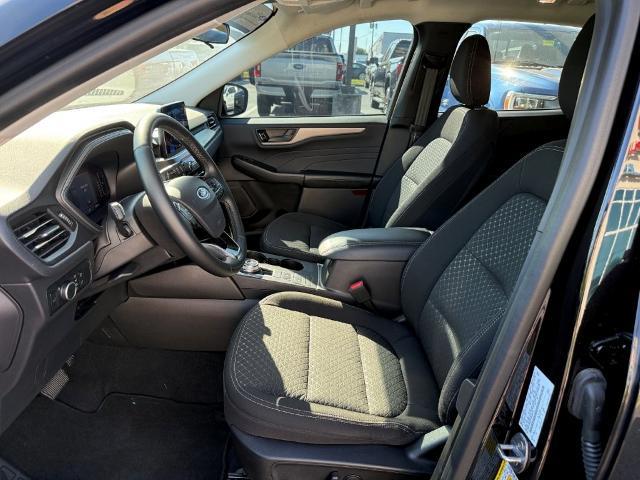 2023 Ford Escape - $23,000