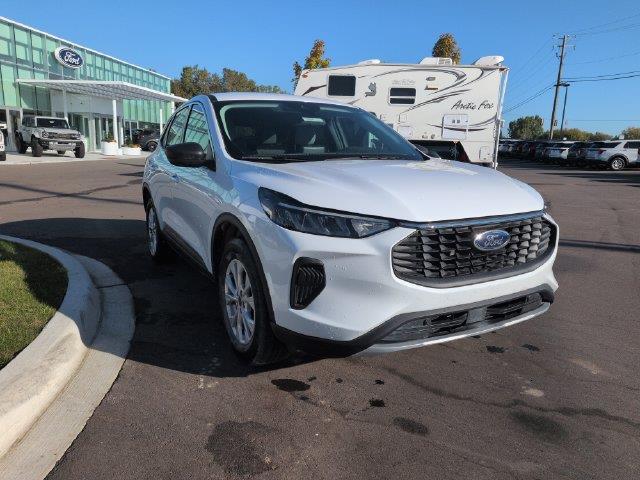 2024 Ford Escape - $22,304
