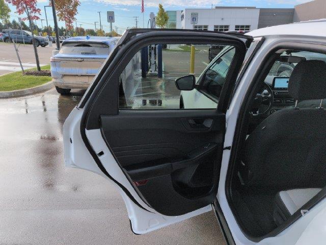 2024 Ford Escape - $22,304