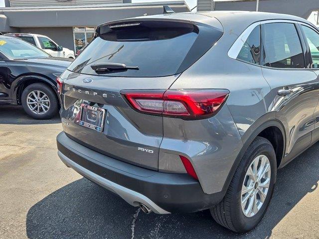 2024 Ford Escape - $24,884
