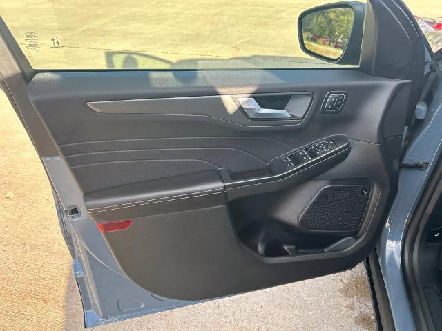 2025 Ford Escape - $25,339