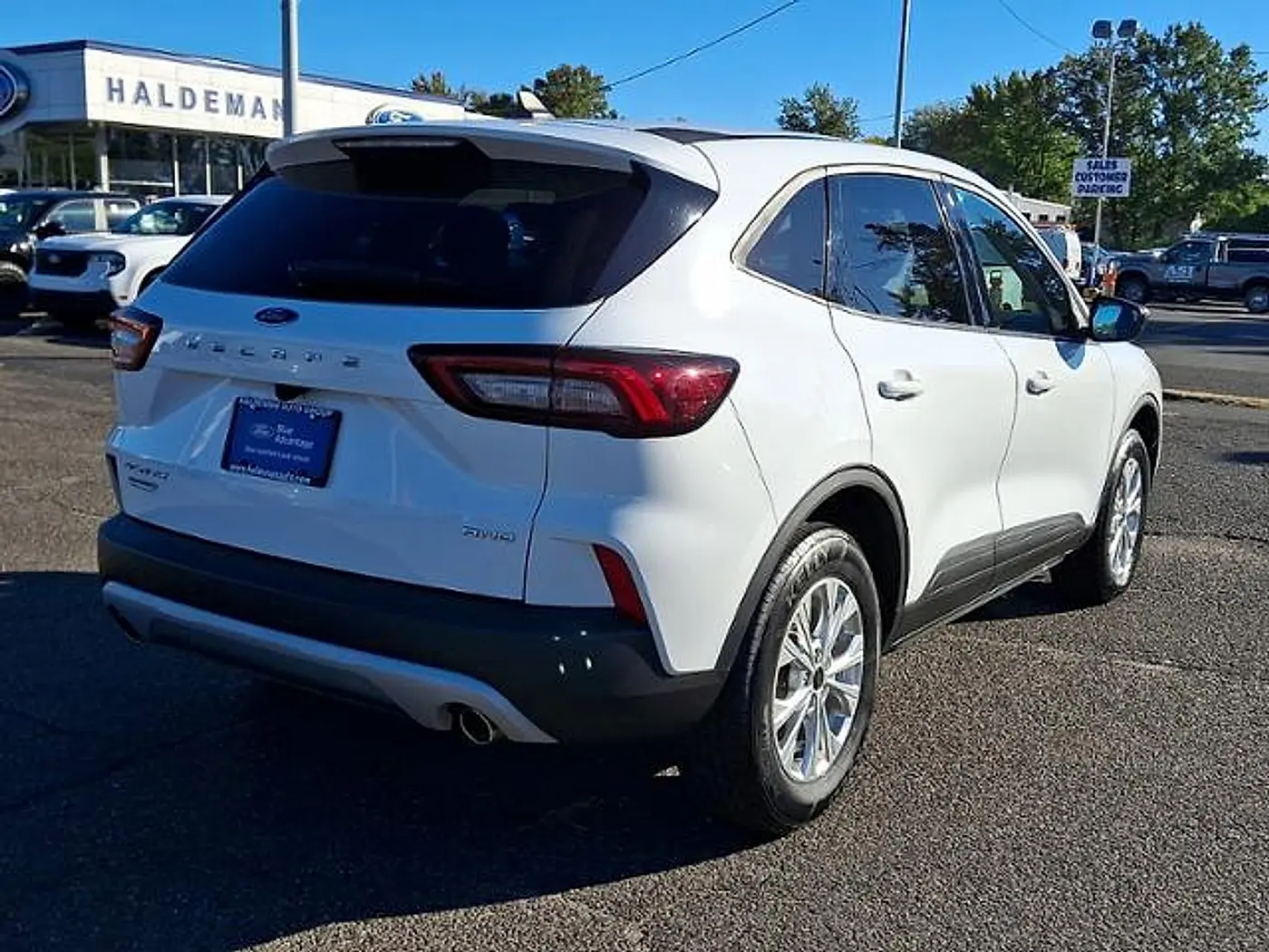 2025 Ford Escape - $22,250