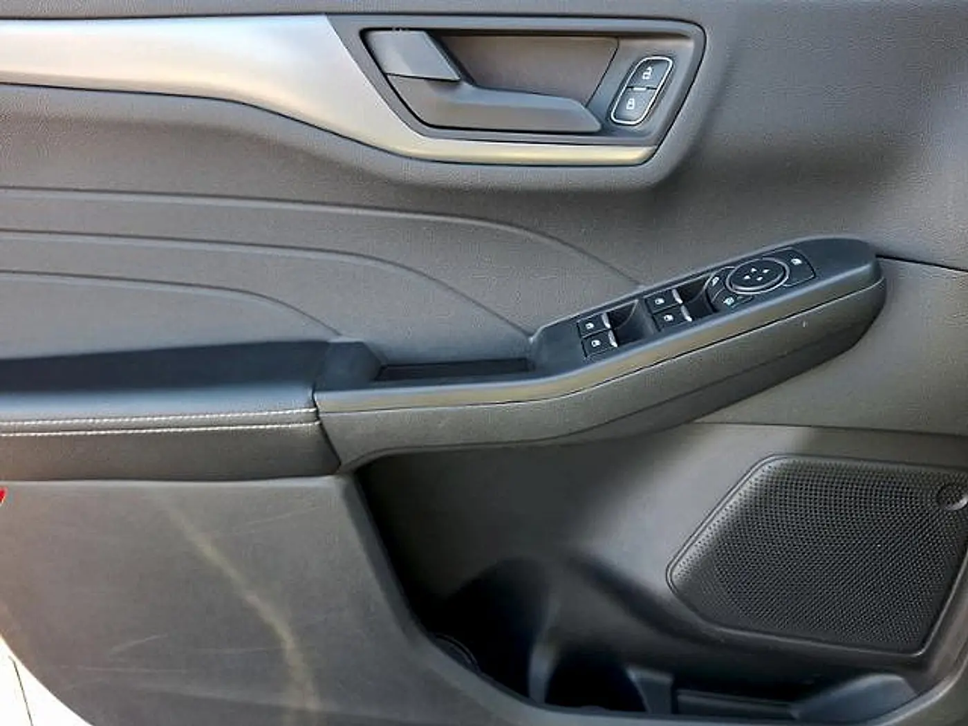 2025 Ford Escape - $22,250
