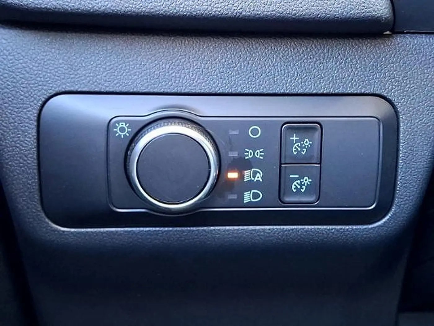2025 Ford Escape - $22,250