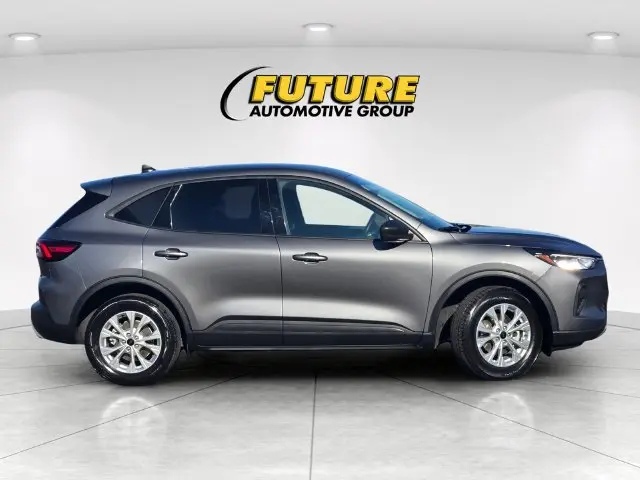 2025 Ford Escape - $19,870