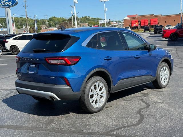 2023 Ford Escape - $22,258