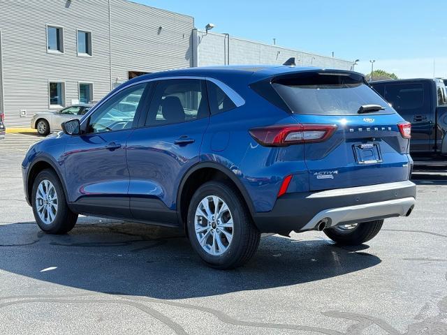 2023 Ford Escape - $22,258