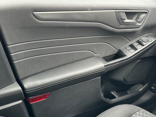 2023 Ford Escape - $22,258