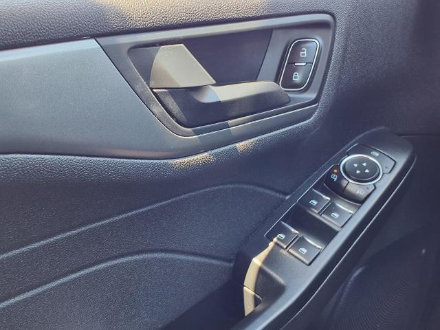 2023 Ford Escape - $24,795