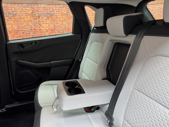 2023 Ford Escape - $22,810