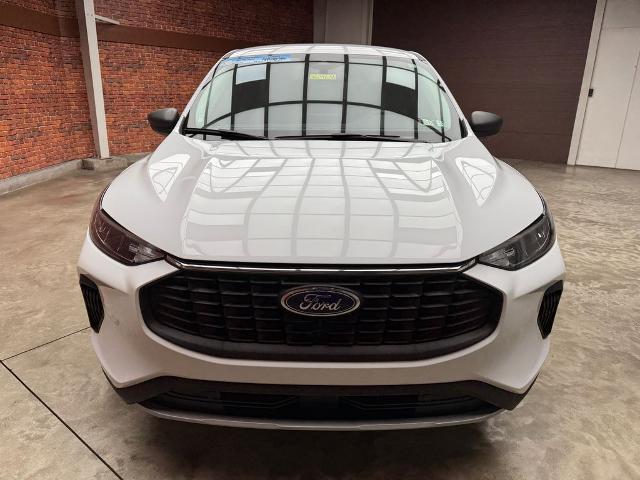 2023 Ford Escape - $22,810