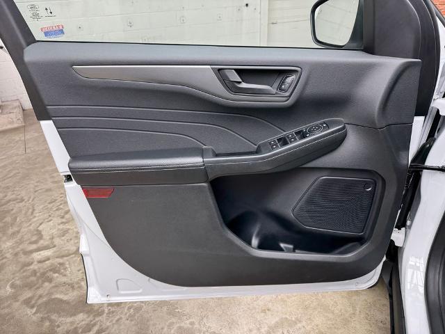 2023 Ford Escape - $22,810