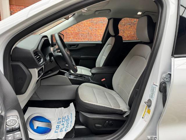 2023 Ford Escape - $22,810