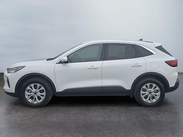 2023 Ford Escape - $23,630