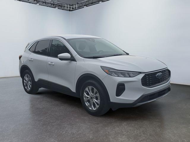 2023 Ford Escape - $23,630