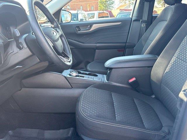 2023 Ford Escape - $23,994