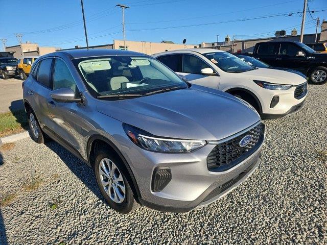 2023 Ford Escape - $22,738