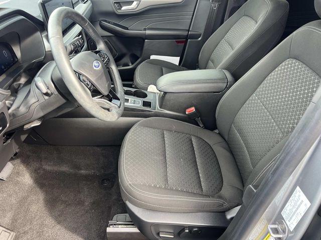 2024 Ford Escape - $24,000