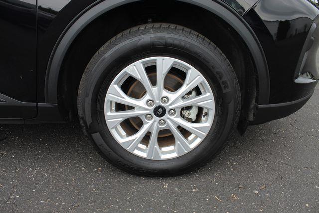 2024 Ford Escape - $20,365