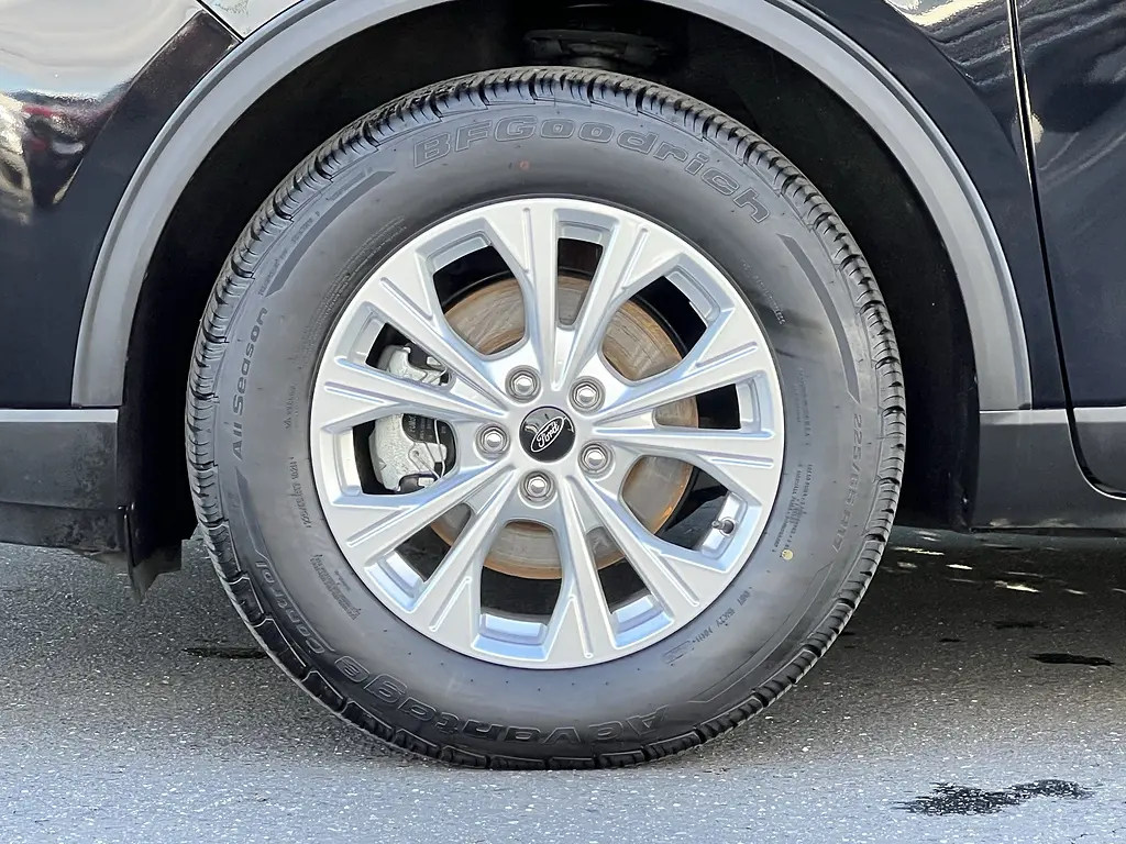 2024 Ford Escape - $21,988