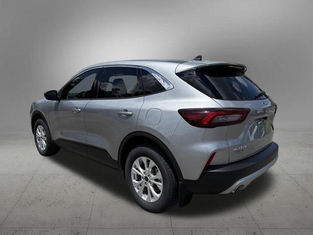 2024 Ford Escape - $23,150