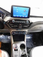 2025 Escape Thumbnail 31