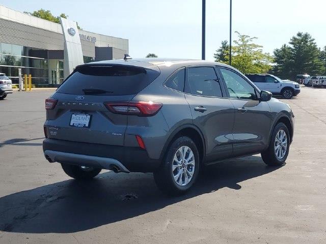 2025 Ford Escape - $21,700